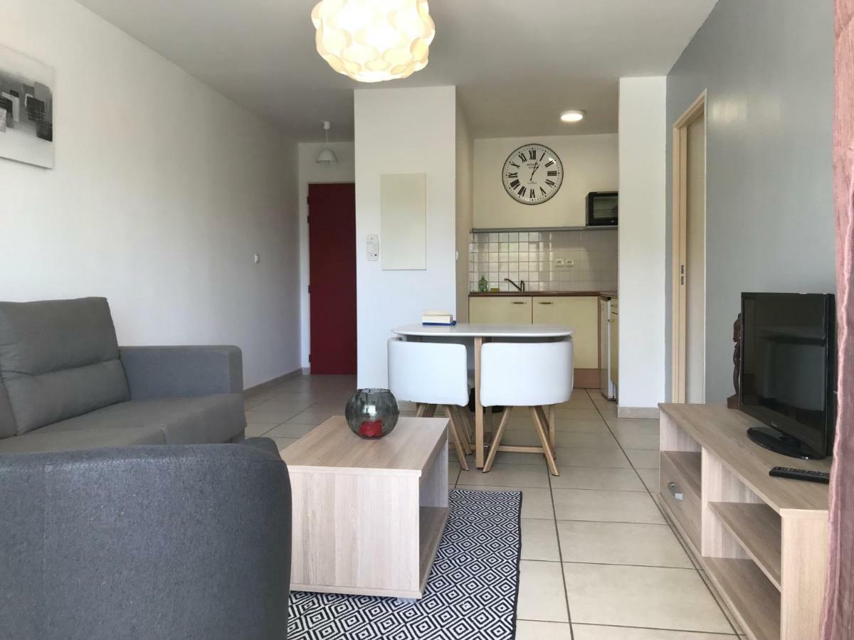 Meublé Homard avec jacuzzi et vue mer Saint-Gilles Les Bains Extérieur photo