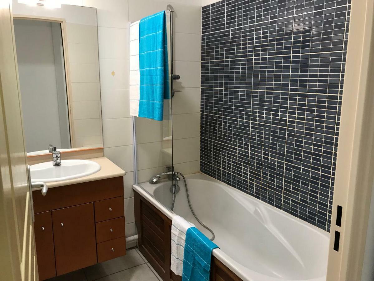 Meublé Homard avec jacuzzi et vue mer Saint-Gilles Les Bains Extérieur photo